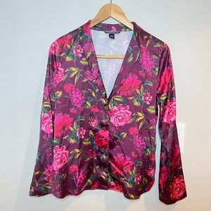 VICTORIAS SECRET | satin floral print button down shirt